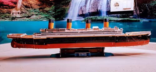 Item #80353648525399722680871618988495339553463506265700913123207410173860147888129 Media