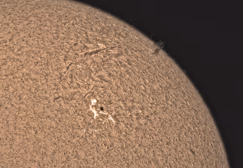 Item #97012587499429790410891449160678480242107377463649634715950859441713797136385 Media