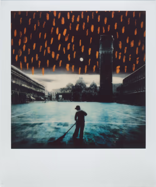 Item #24326241123829317612575481076654588048971431534812965985339390043694674477057 Media