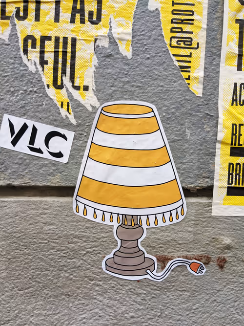 Item #74514486366930999863183303937488495413909095535195909856011804935885240139777 Media