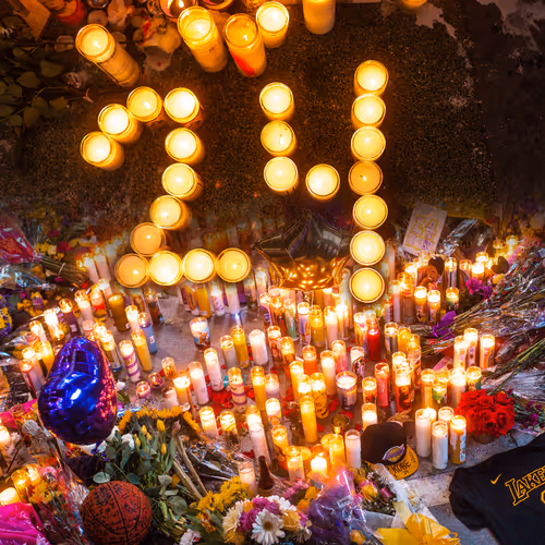 Item #13439362437370999140501138582598292618476795451252891238898507503065397985281 Media