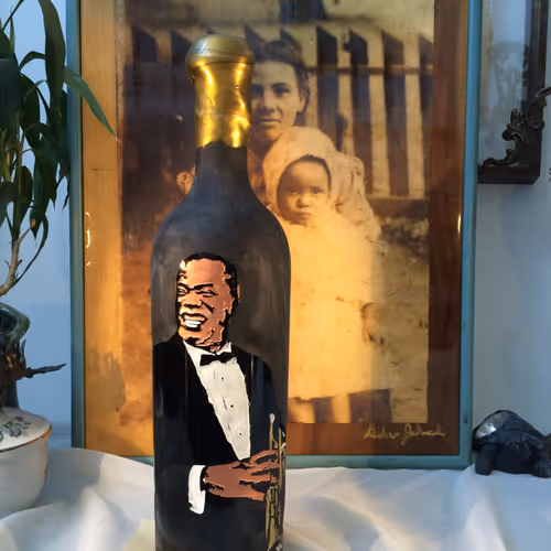 Item #39593655939985855129749082379850820769736281827755441986965108928055376614280 Media