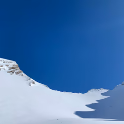 La Clusaz puff plaza