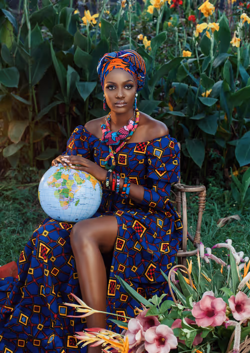 Item #42181758435724669568596110585124925266552897611934803278985199274018463547393 Media