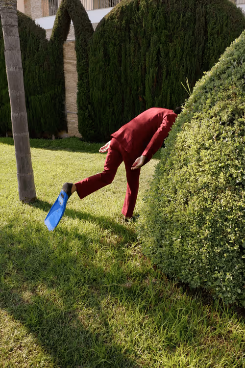 Item #4513353140435915256927038014390726780334549173447047818238800775555976265729 Media