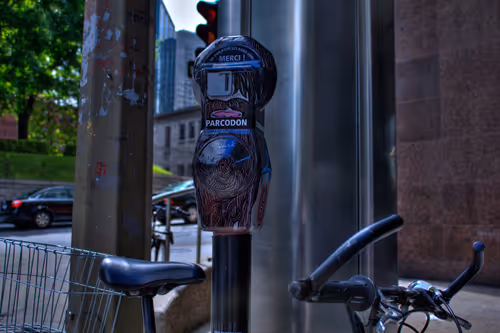 Item #36935807478237113634464368637839750566578635837657659694701267302061415858177 Media