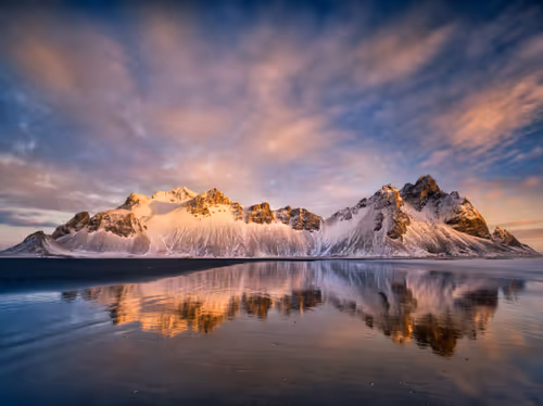 Item #33905874090819082513688943538230910820806372635716531311002980226730819584001 Media