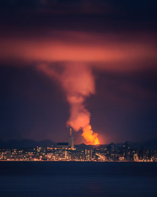 Item #114839972827623712708013671075158040795349391044792840902462665161217807482881 Media