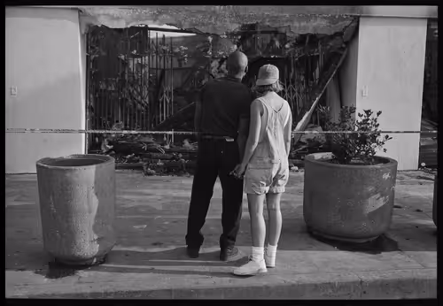 Item #92944060732368966215295016387630966585309105255455706870205160028257849966593 Media