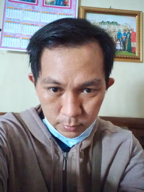 Item #17911416828068183197351932828414625536585649755094917669198089786815770787841 Media