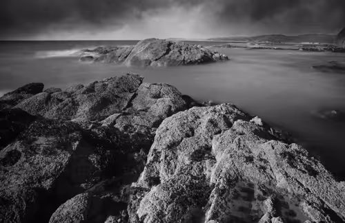 Item #40160686583094733528677484039903516258611509642019211679321071320930747154433 Media