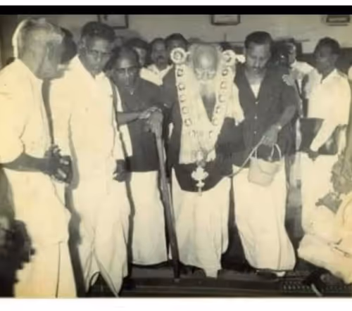 Item #81273583604797131550450432974669967719736140770061252981169090411939743399937 Media