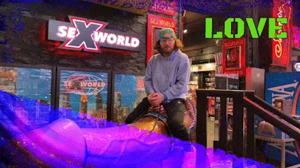 Item #10849868978570555998729466422971429783461062046788598797230592054222938701825 Media