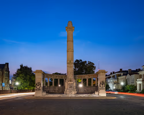 Item #10691109686083431502166818963425883962656955232587770388242978861427105726465 Media