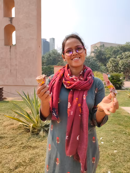 Item #18057664169052790433252988431996385332653693365256646846185873749845003468801 Media