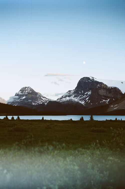 Item #47263427192164652085491385206447928327425179185590361106857945442395493498881 Media