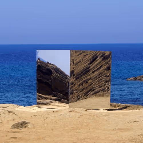 Item #77420488806397133330525240221901748923623733359161899369760968699521607401473 Media