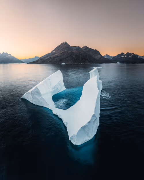 Item #59969087872528247593562305556961493003860374277083575615722774386215512702977 Media