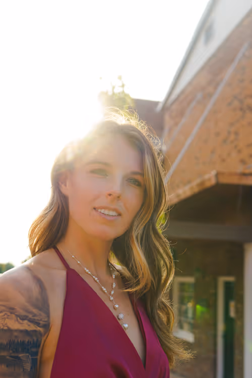 Item #82322208500116421993130884842979431008416159305028645188187704722945363410945 Media