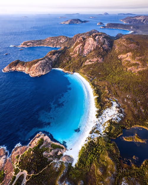 Item #98364308577151193896223353629965486931327977974902168475633960463807184633857 Media