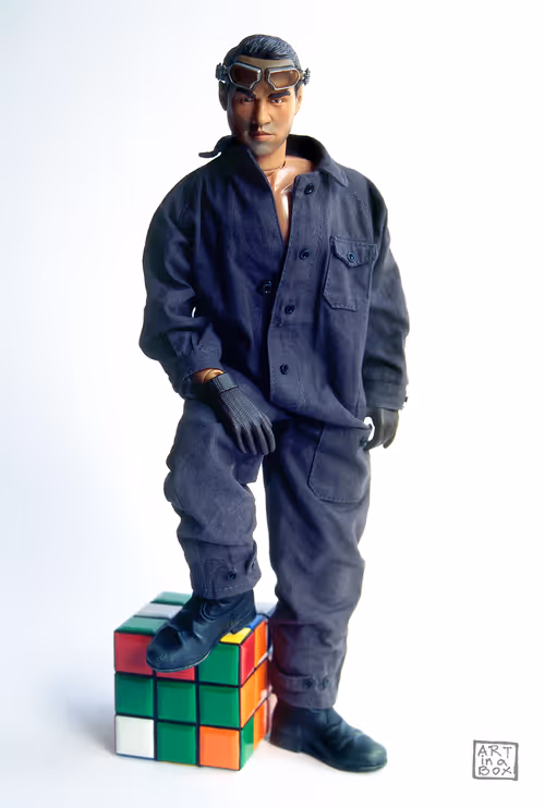 Item #90380672992202475239015169839091915844157024541880047458759325480262928695297 Media