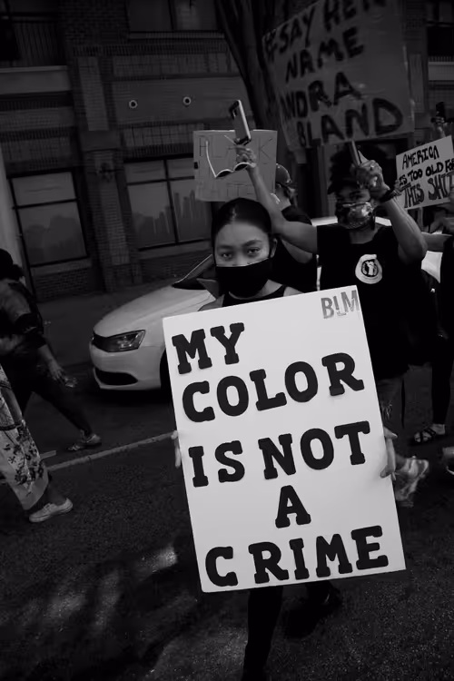 Item #57843955918540518308012149156386933061045149773487929366638830498209620557825 Media