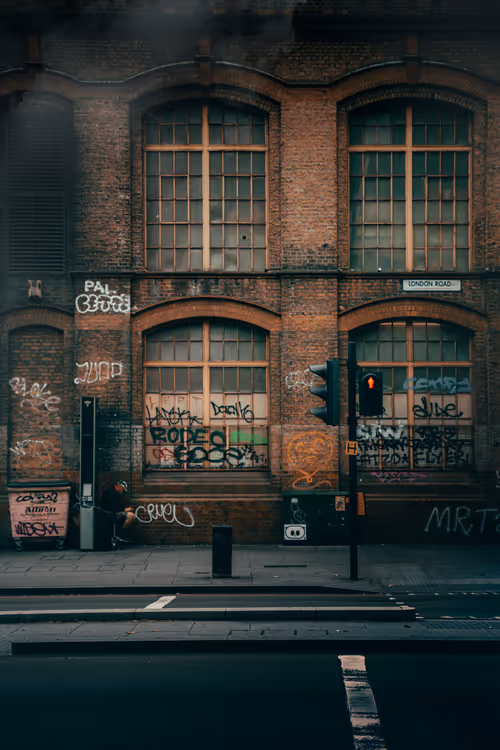 Item #20964765935650311927620663506308595459672711909471957828100822725422208778241 Media