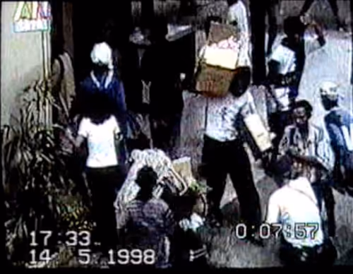 Item #26650783721327722692109174733425160996516536122754090351327408591133185409025 Media