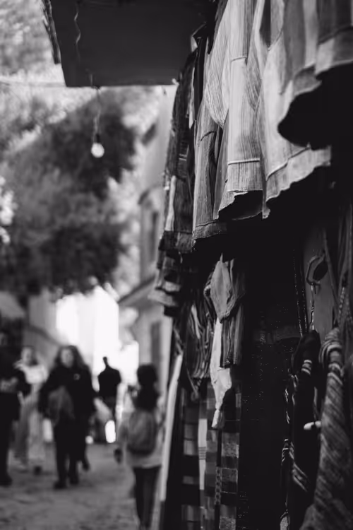 Item #44882446658105913853796509950000769097268566916228504631757224073244279046145 Media