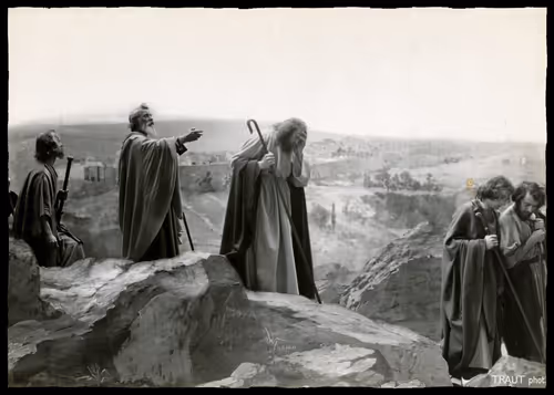 Item #53706928691254762146415968452705327218732098500173756141491068752947836878849 Media