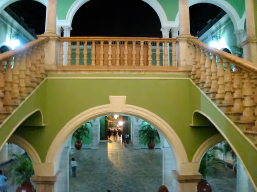 Item #40204312931910274261888319886493561627181628932808286703084245978135480238081 Media