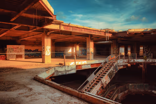 Item #105025572156970423279806083631740089086586526732791604564462752004405393883137 Media