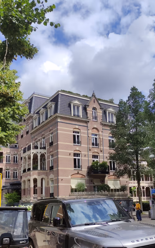 Item #20398726912547406339970687891835182810511091541282257052992388698769538940929 Media