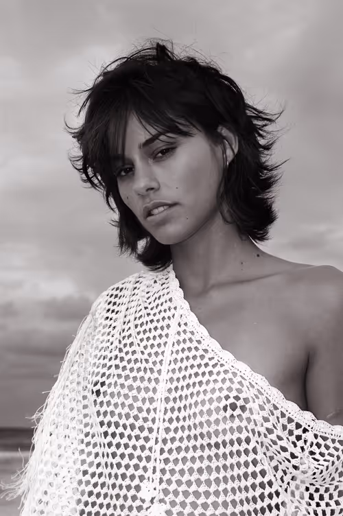 Item #92164906620106145587468133804147833328318986001025781549215792773803366416385 Media