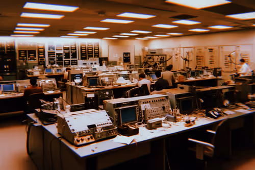 Item #47481276372448327625009675602007017308954915125020090396607148828681687793665 Media