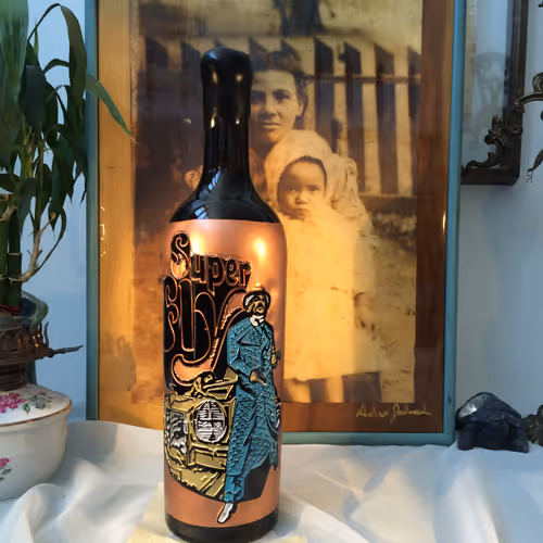 Item #39593655939985855129749082379850820769736281827755441986965108981931446470304 Media