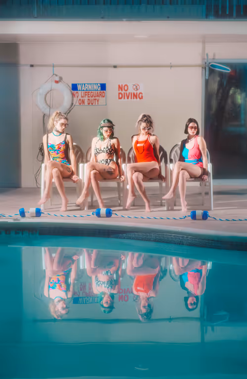 Item #93004874330559691384406351120557699532373362176152980957949480503061835153409 Media