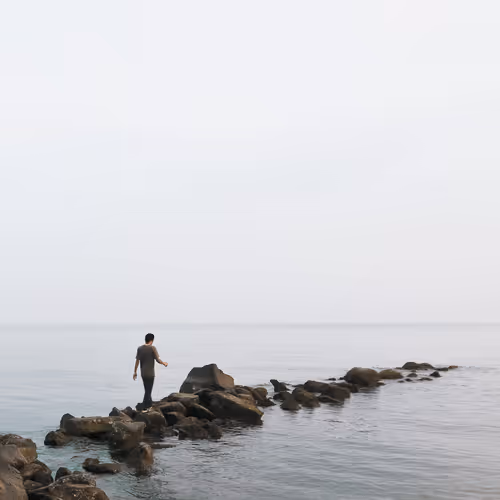 Item #107452823911796322306311489448183217996090405853563072613194476795848581709825 Media