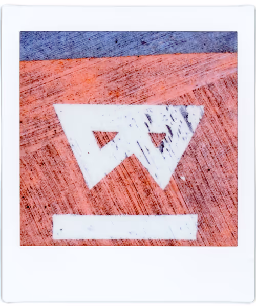 Item #51249984975833416757455642800469001937370100333322465523471565201472806191105 Media