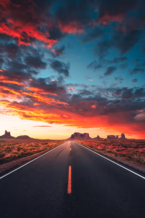 Item #62546128571173573861370652936856218284243546780344801453551937489330642092033 Media