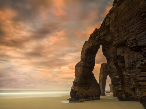 Item #33905874090819082513688943538230910820806372635716531311002980254218610278401 Media