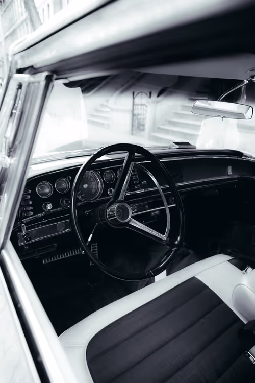 Item #33042120889451854685272695172442478807155240332106701713195592479303236845569 Media