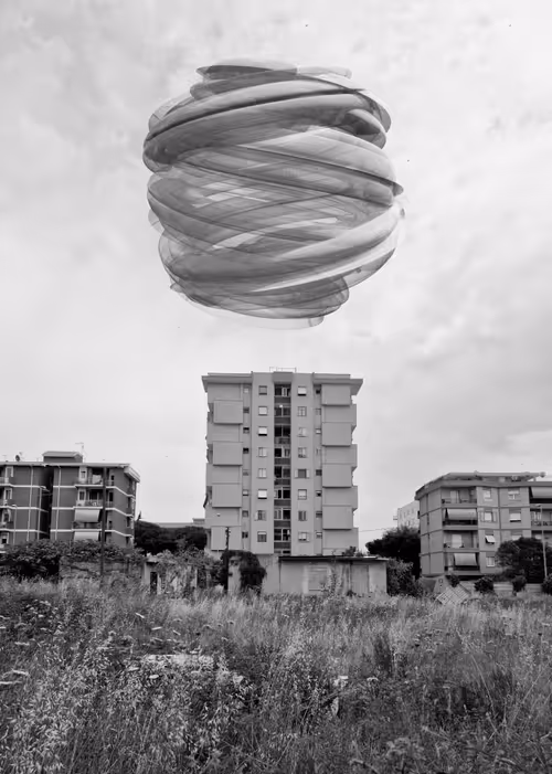 Item #70289046270216540615569387337235414738610929699744131839351085595393173487617 Media