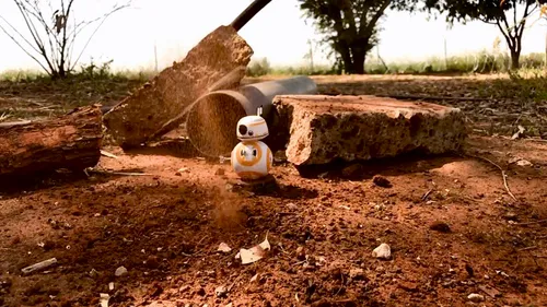 Item #15442493185944886231972950063030443376133681647359912381434700421931909251073 Media