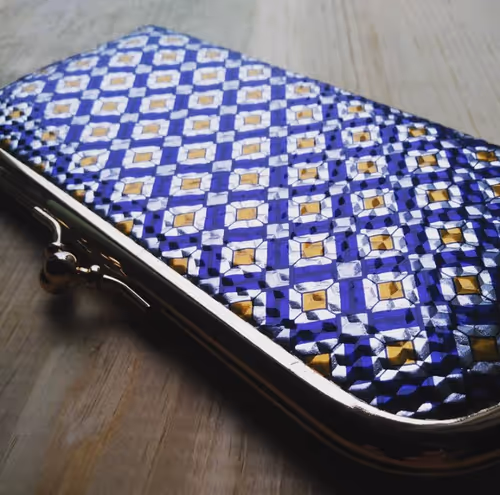 Item #41013704286635162959004487776095067176603519769359421915548602731794249285633 Media