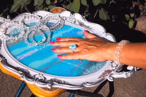 Item #80429871025811185059637884652673309792751753756700706488218533836894251253761 Media