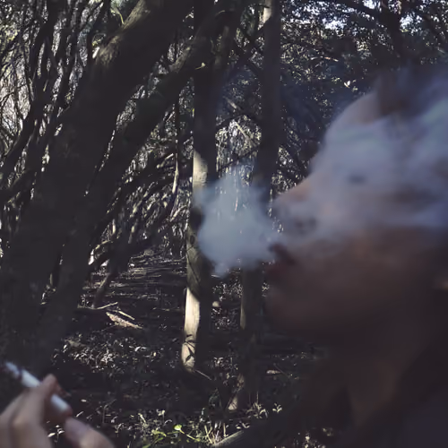 #Depression# Smoking hurts, but still to do so