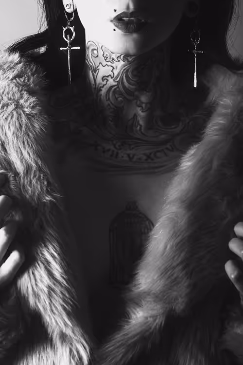 Item #54633628777457058039979045655864865072314601931694367880395140095201559707649 Media