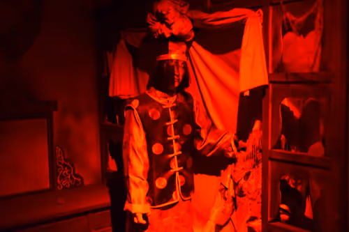 Item #46976307289244804790500654160114159258826464864447675639066074777268460191745 Media