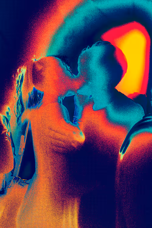 Item #66441873994140045921999615283650104973925355742064477402839904812704282443777 Media